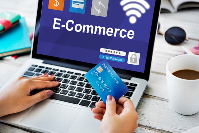 ECOMMERCE & D2C