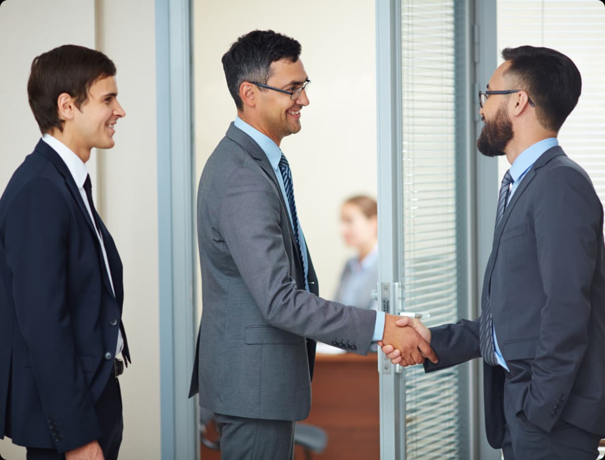 Onboarding & SLA-Driven Delivery